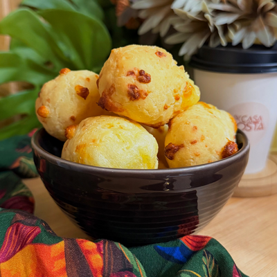 5 mini pães de queijo